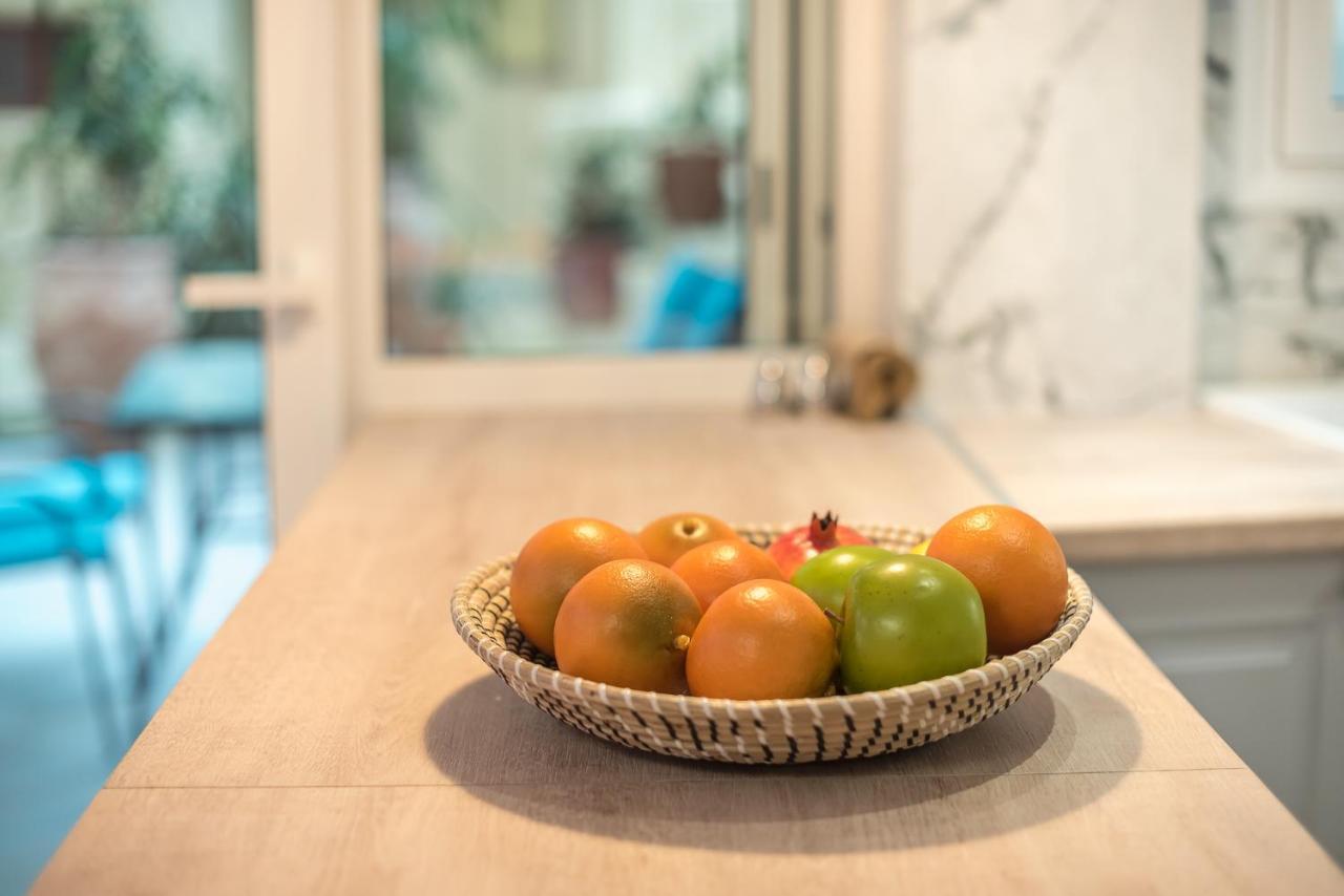 The Courtyard Oasis Apartment Atena Exterior foto